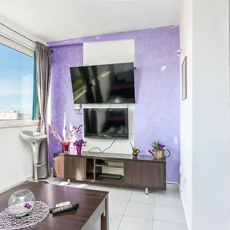 Appartamento With A Parking Space - 22909 Spalato