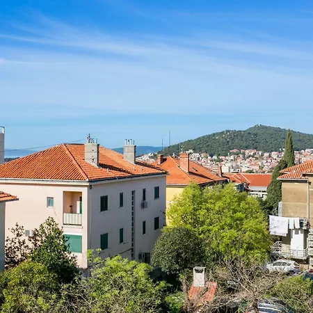 With Parking Space - 22909 Apartment