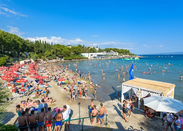 Apartament With Parking Space - 22909 Split