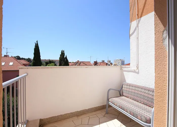 Apartament With Parking Space - 22909 Split