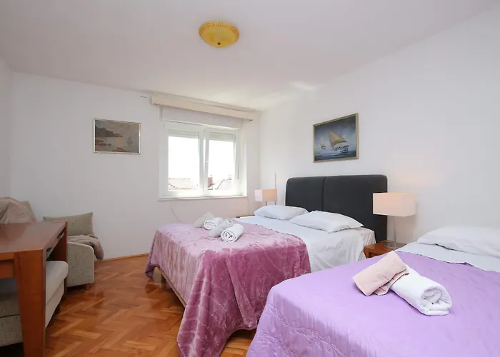 With Parking Space - 22909 Apartament